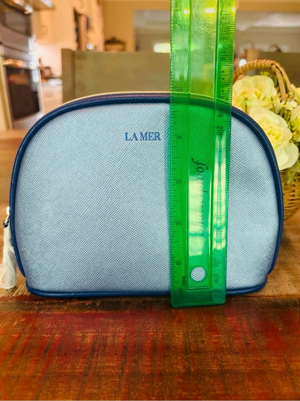 New LA MER Blue COSMETIC BAG + The Rejuvenating EYE & NIGHT CREAM Minis & More!